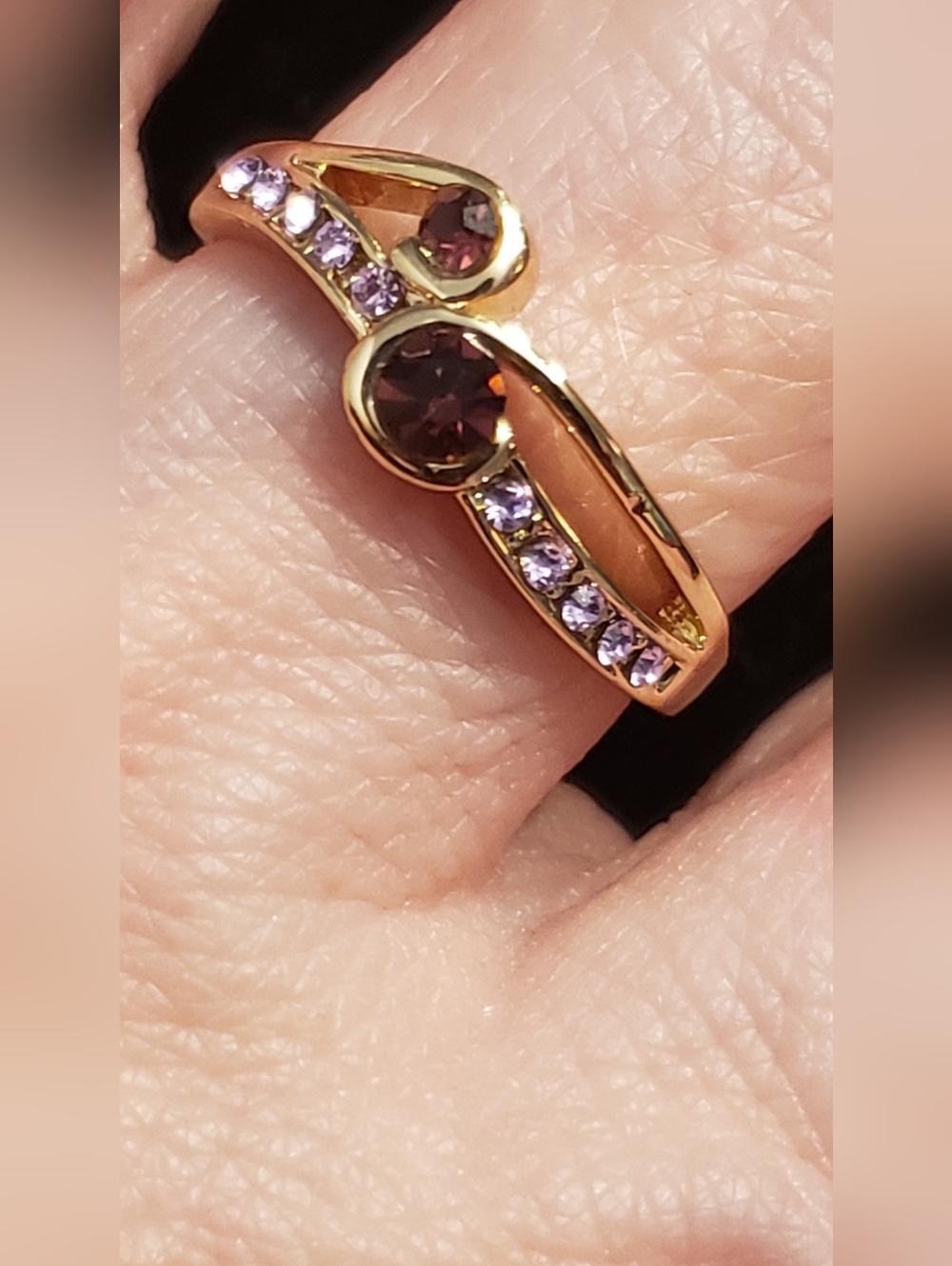 NEW 750 Stamped (18k Gold) Amethyst Ring, Sz 7.5 February Birthstone, Tiny Band - Picture 2 of 8